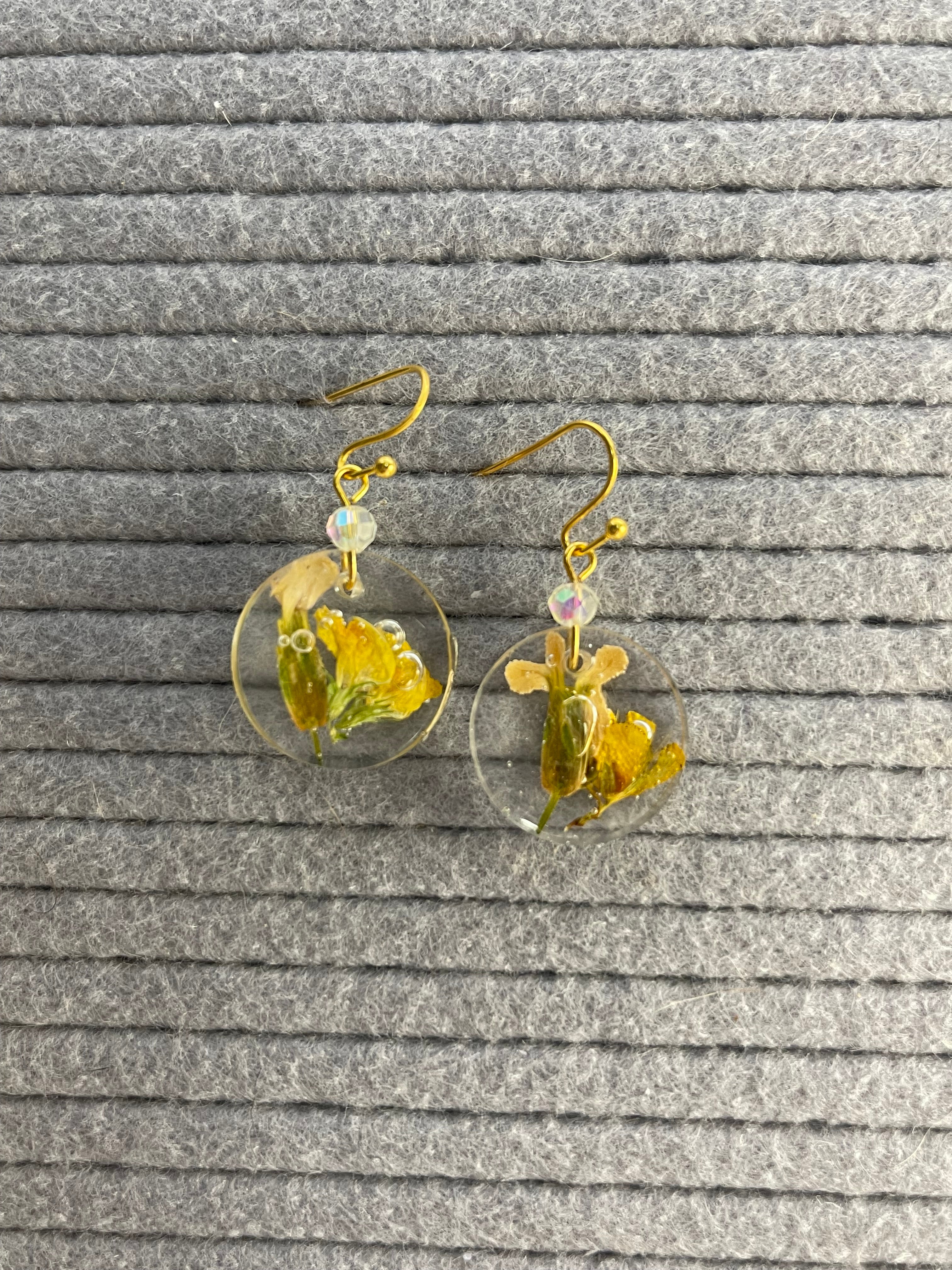 Small golden circle wildflower earrings
