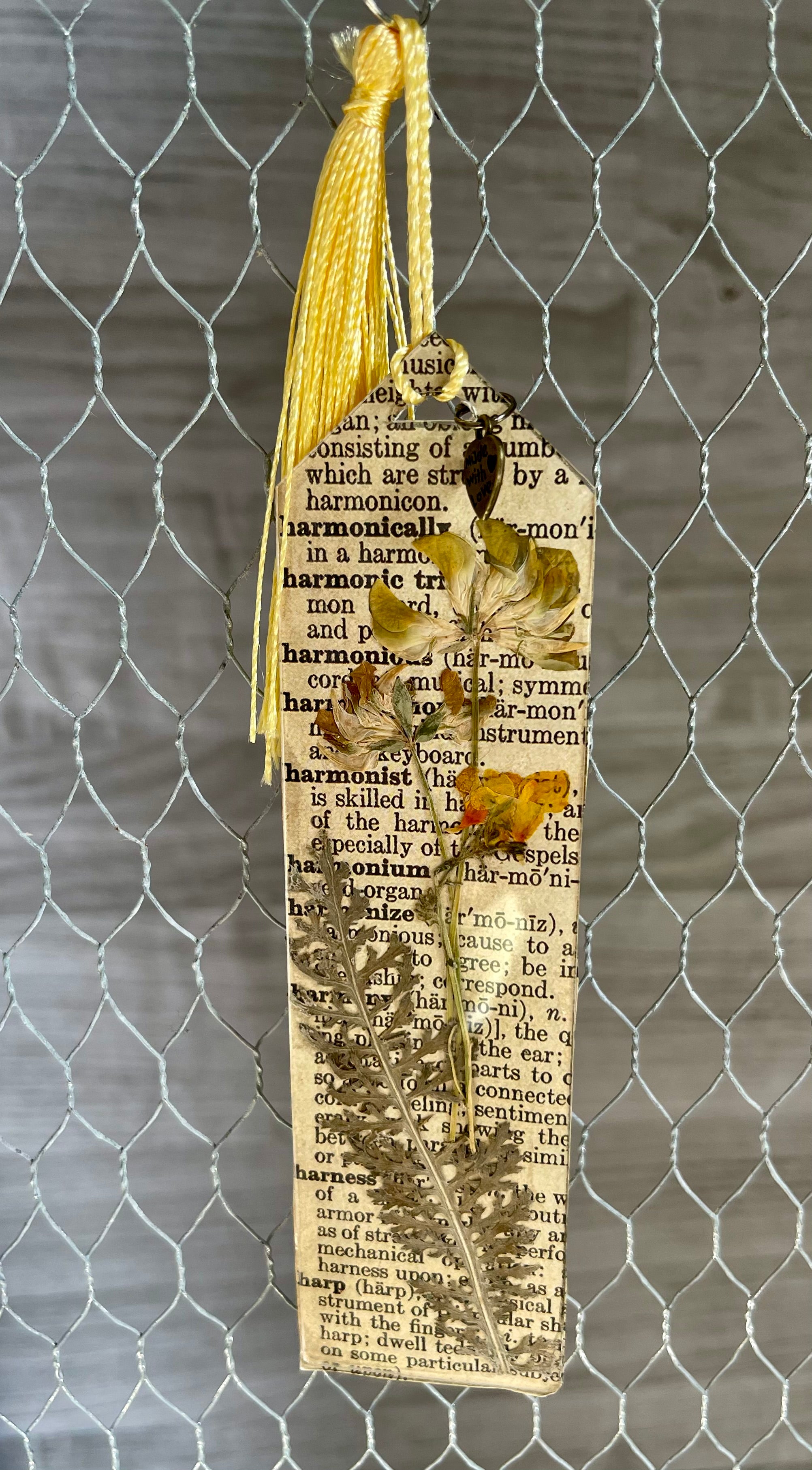Acrylic pressed wildflower bookmark