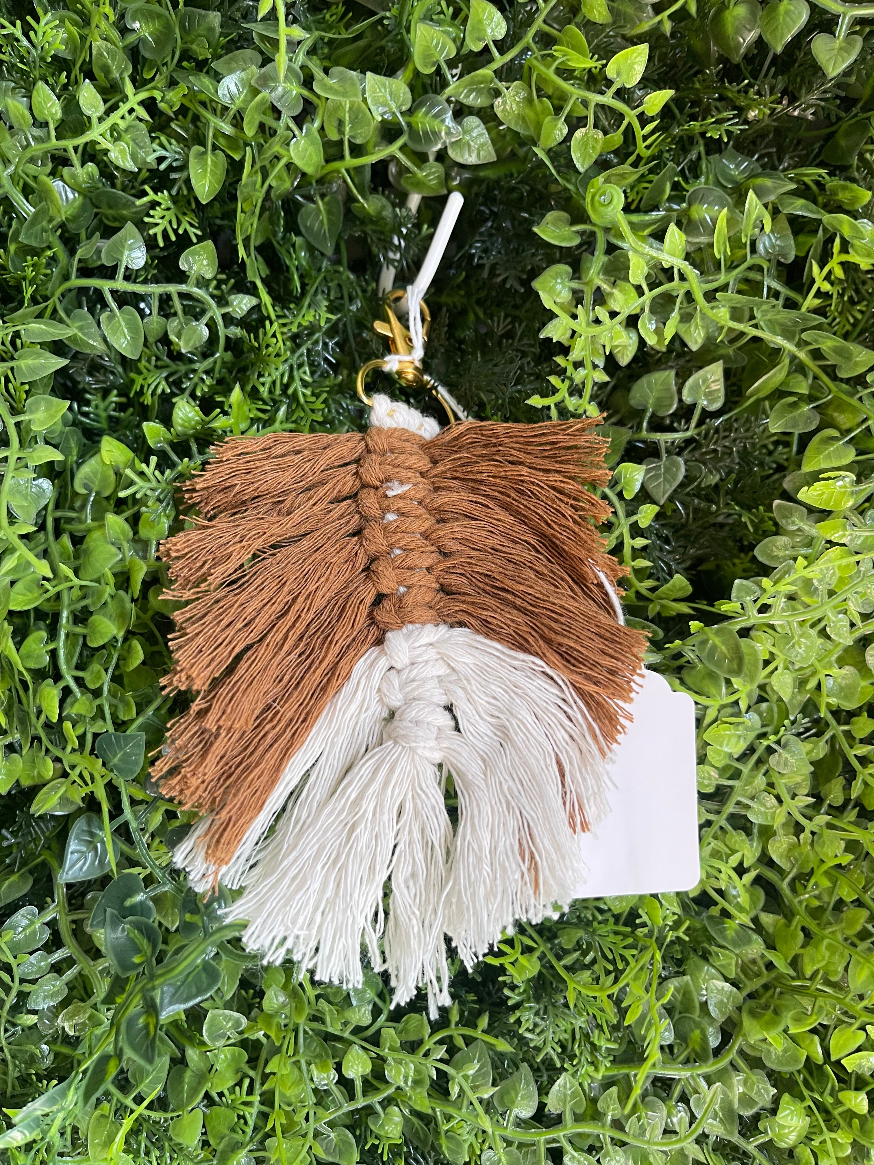 Monstera leaf keychain