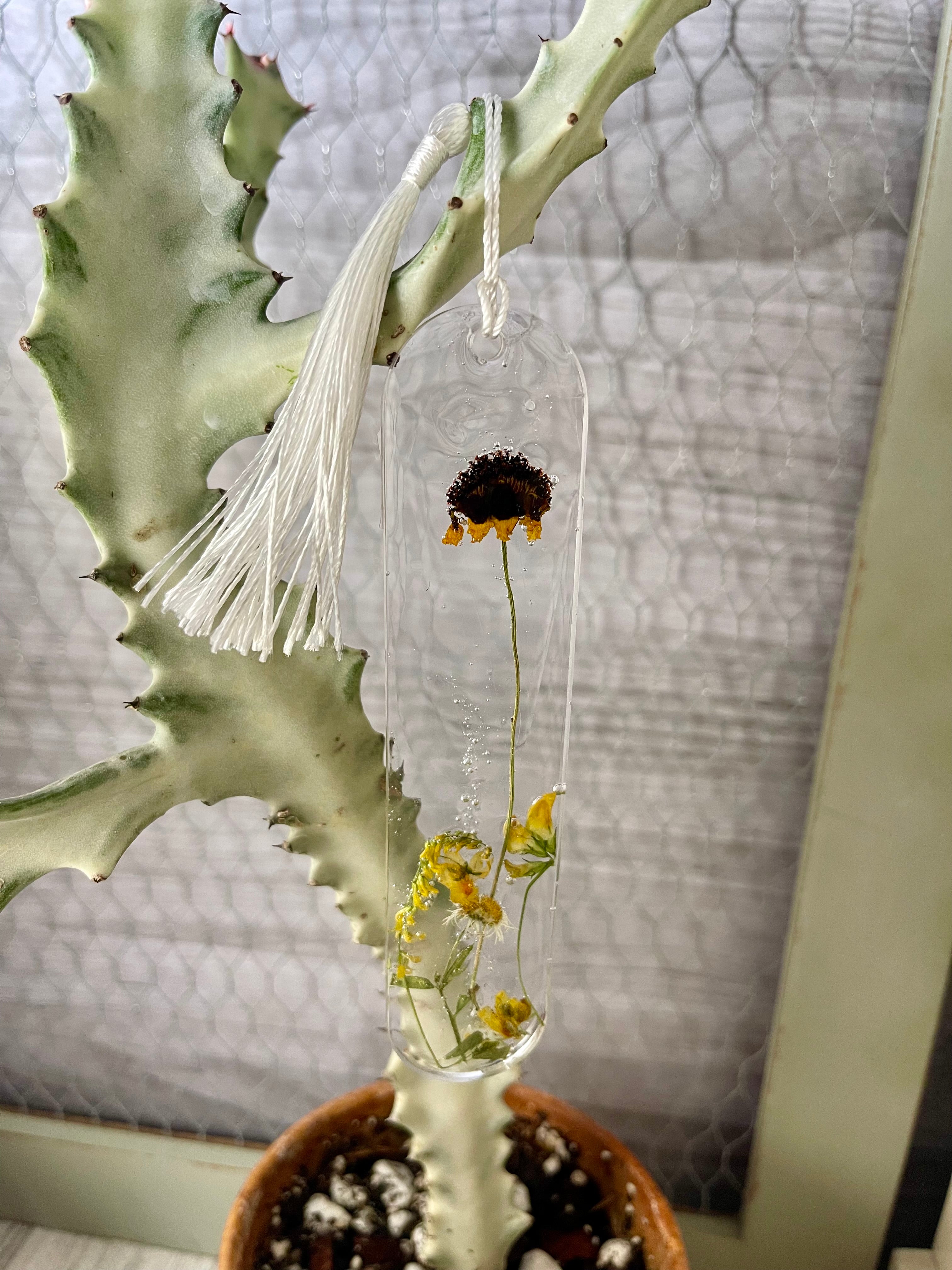 Resin Bookmark with Pressed wildflower’s