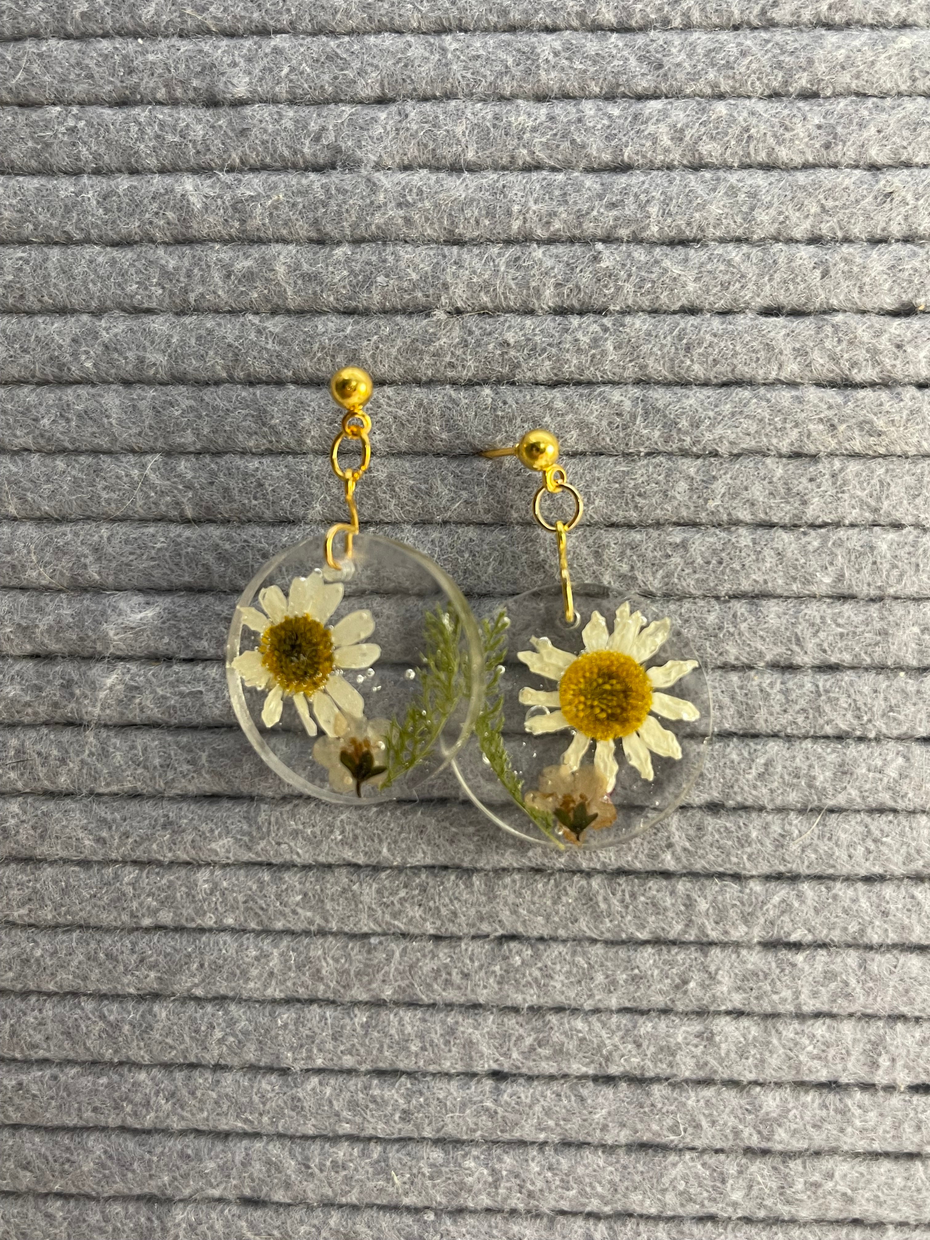 Small golden circle wildflower earrings