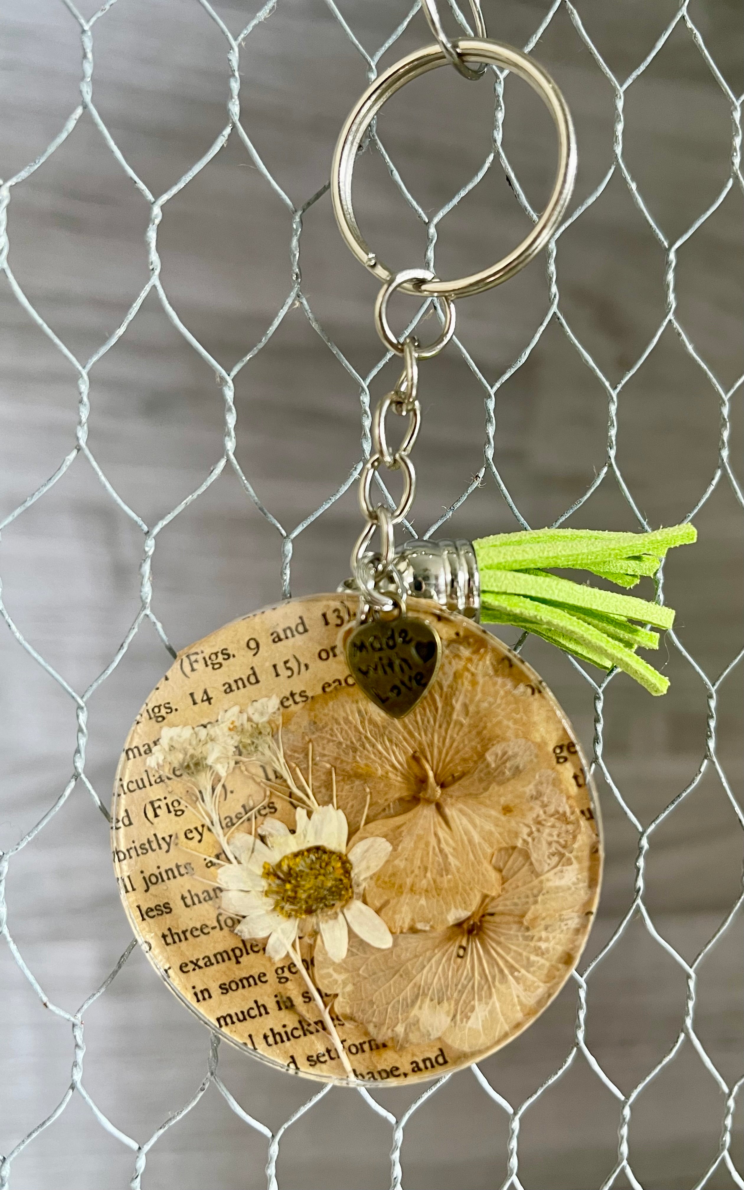 Pressed wildflower acrylic keychain